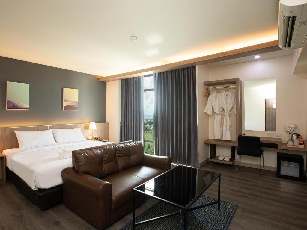 บีทู แม่สอด บูทิก แอนด์ บัดเจ็ต โฮเทล Hotel ภายนอก รูปภาพ