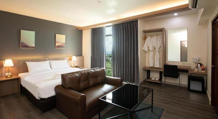 บีทู แม่สอด บูทิก แอนด์ บัดเจ็ต โฮเทล Hotel ภายนอก รูปภาพ